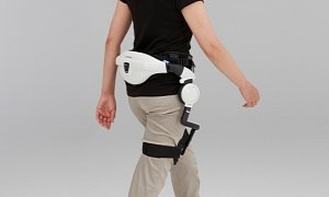 Honda Walking Assist Device Leasing Debuts, Better Chances for Recovering Riders