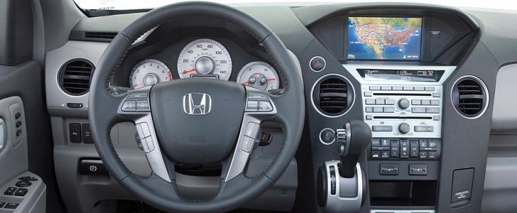 2009 Honda Pilot interior