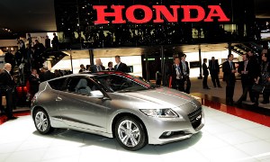 Honda's Success Story: CR-Z 10,000 Units Already Ordered in Japan