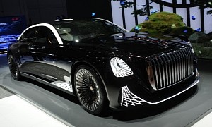 Hongqi L-Concept: Who Needs a Steering Wheel When You Have a Chandelier?