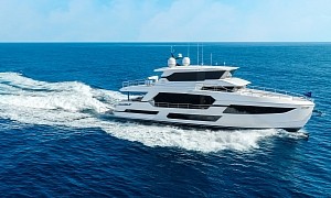 Horizon Launches First FD75 Yacht With an Enclosed Sky Lounge