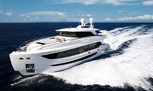 Horizon's Latest FD90 Yacht Is Where Luxury and Technology Meet