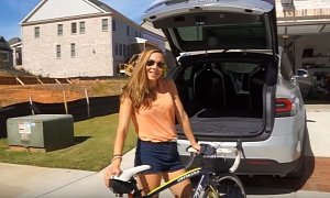Hot Tesla Mom Tries to Fit a Road Bike Inside Her Model X