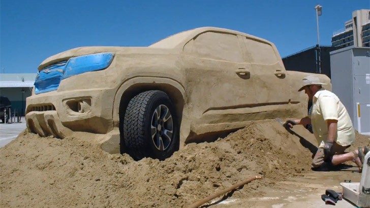 2015 Chevrolet Colorado sand sculpture video