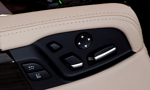 How to Adjust the Rear Seats in a BMW F01 7 Series