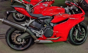 How to Destroy a Ducati 899 Panigale