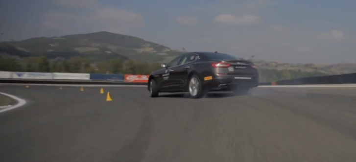 Maserati Quattroporte drifting