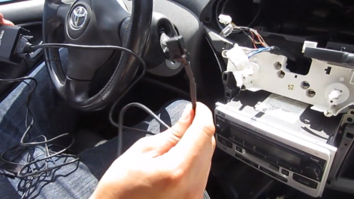 Install Radio Adapter on Toyota Echo