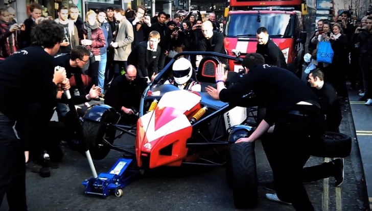 Ariel Atom Cup pit stop in London