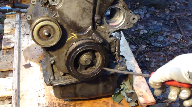 How to Remove Crankshaft Pulley on Toyota VVTi Engine ... camry 3 5l v6 engine diagram 