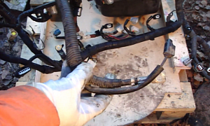 How to Remove Electric Cables from Toyota VVTi Engine
