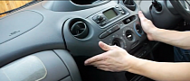 How to Remove Head Unit on 2003 Toyota Yaris