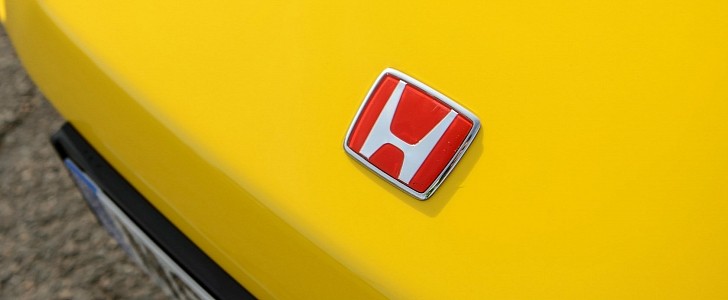 How to Replace an Old Car Emblem