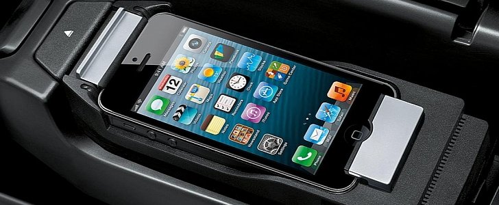 Mobile phone holder for BMW vehicles - iPhone pictured