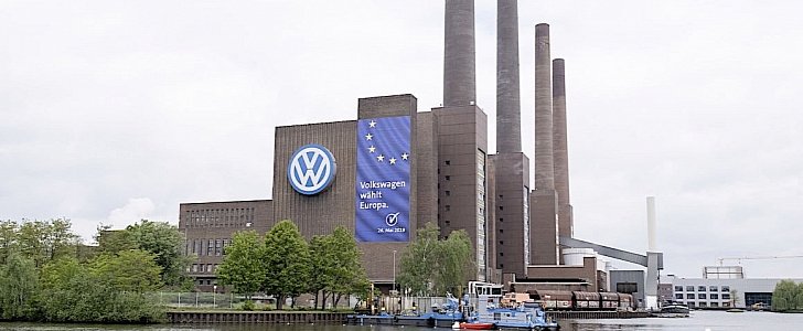 Volkswagen votes for Europe banner on carmaker's HQ