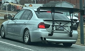 Huge Wing Grows Old BMW 3 Series in Front of It, What Would You Name the Syndrome?