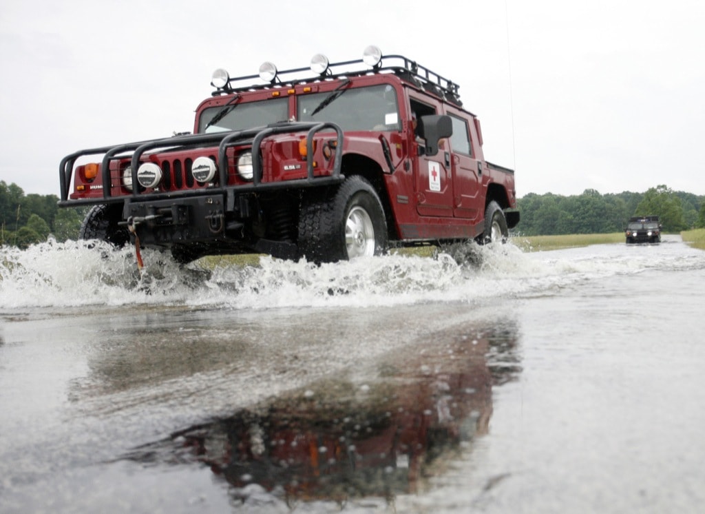 HUMMER provides relief aid to midwest flood victims