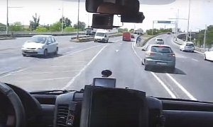 Hungarian Ambulance Driver Goes All NASCAR in Traffic, but Somehow Stays Smooth