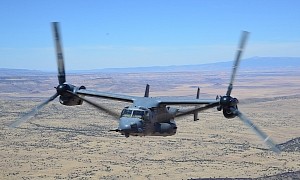 Hungry-Looking CV-22 Osprey Spins Massive Blades as It Approaches Flying Gas Station