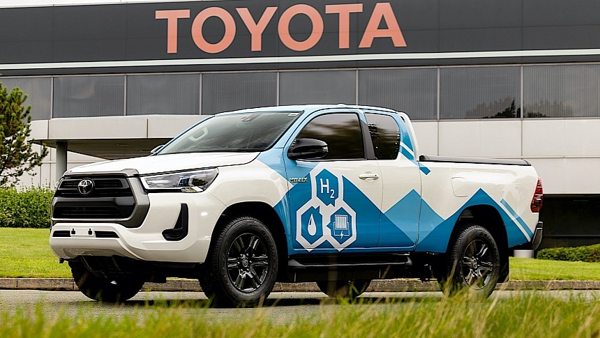 Hydrogen-powered Toyota Hilux