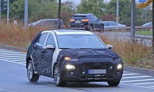 Hyundai B-SUV Prototype Spied With C4 Cactus Face and Sleek Body