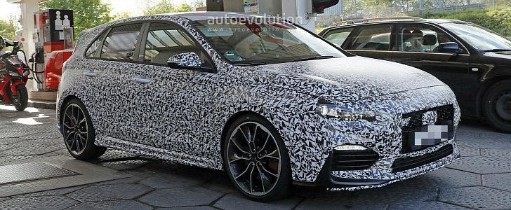 Hyundai i30 N Spied in Detail At Gas Station, Rubs Shoulders With Other Prototyp