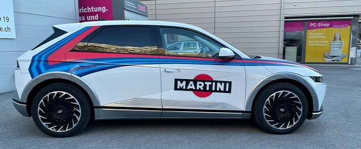 Lancia Delta-Inspired Martini Racing Hyundai Ioniq 5