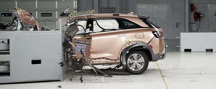 Hyundai Nexo Is the First Hydrogen Car Tested by IIHS, Gets Top Safety Pick+