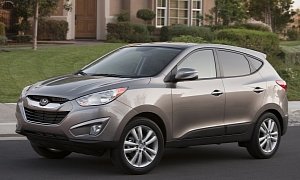 Hyundai Recalls 137,500 Tucsons Over Airbag Issue