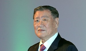 Hyundai's Honorary Chairman Inducted Into Automotive Hall of Fame