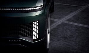 Hyundai Teases Concept Seven, Shows Pixelated Front Lights and Lounge-Like Interior