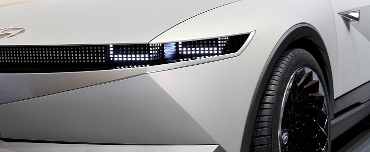 Hyundai to launch self-driving platform in 2022