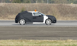 Hyundai Veloster to Show Its Face in Paris