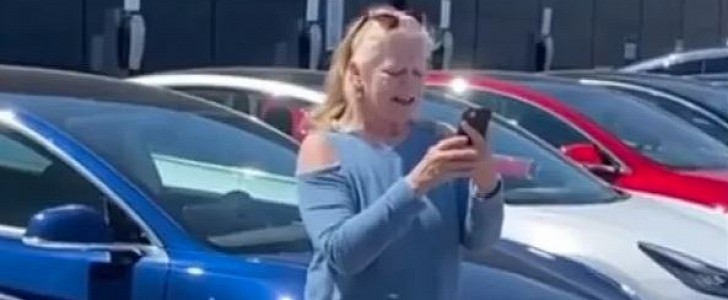 Karen blocks Tesla-only parking spot, offers incredibly array of excuses for it