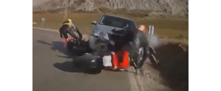 Idiot Driver Smashes 4 Bikes in Head-On Crash