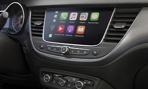 If Apple CarPlay Doesn’t Work With iPhone 11, Try This Ridiculous Fix