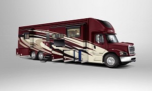 Everything Is Full-Size With the $555K “Supreme Aire” Motor Coach