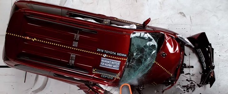 IIHS Finds Toyota Sienna Unsafe In Passenger-Side Overlap Crash Test
