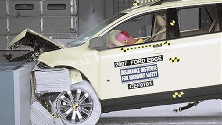 2007 Ford Edge crash test