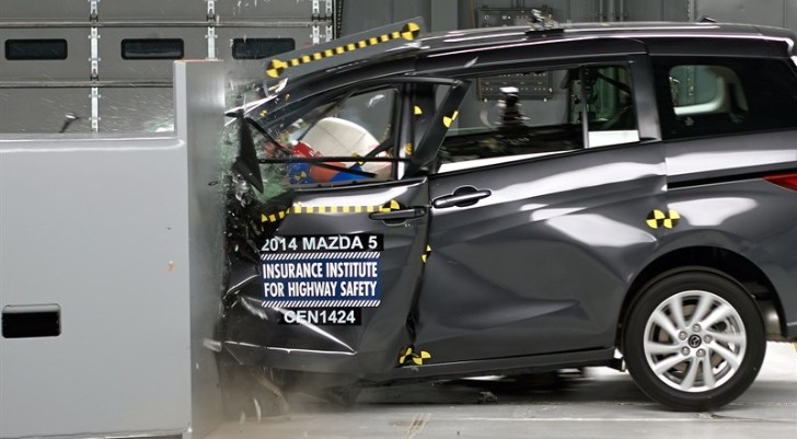 Iihs Tests Show Mazda5 Is Unsafe In A Crash Autoevolution