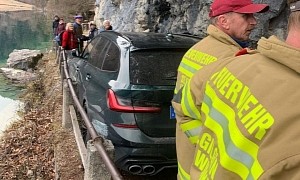 In Navigation We Trust: Alpina B3 Touring Painfully Blocks Hiking Trail in Austria
