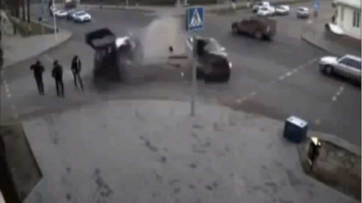 Car Crash in Intersection