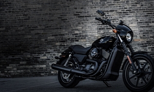 India-Built Harley-Davidson Street 500 and 750 Come with a Funny Accessory
