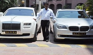 Indian Barber Drives a Rolls-Royce Ghost to Work, Sets an Example