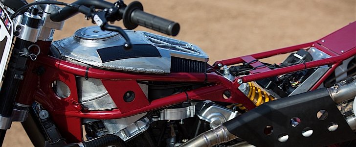 Indian Scout FTR750