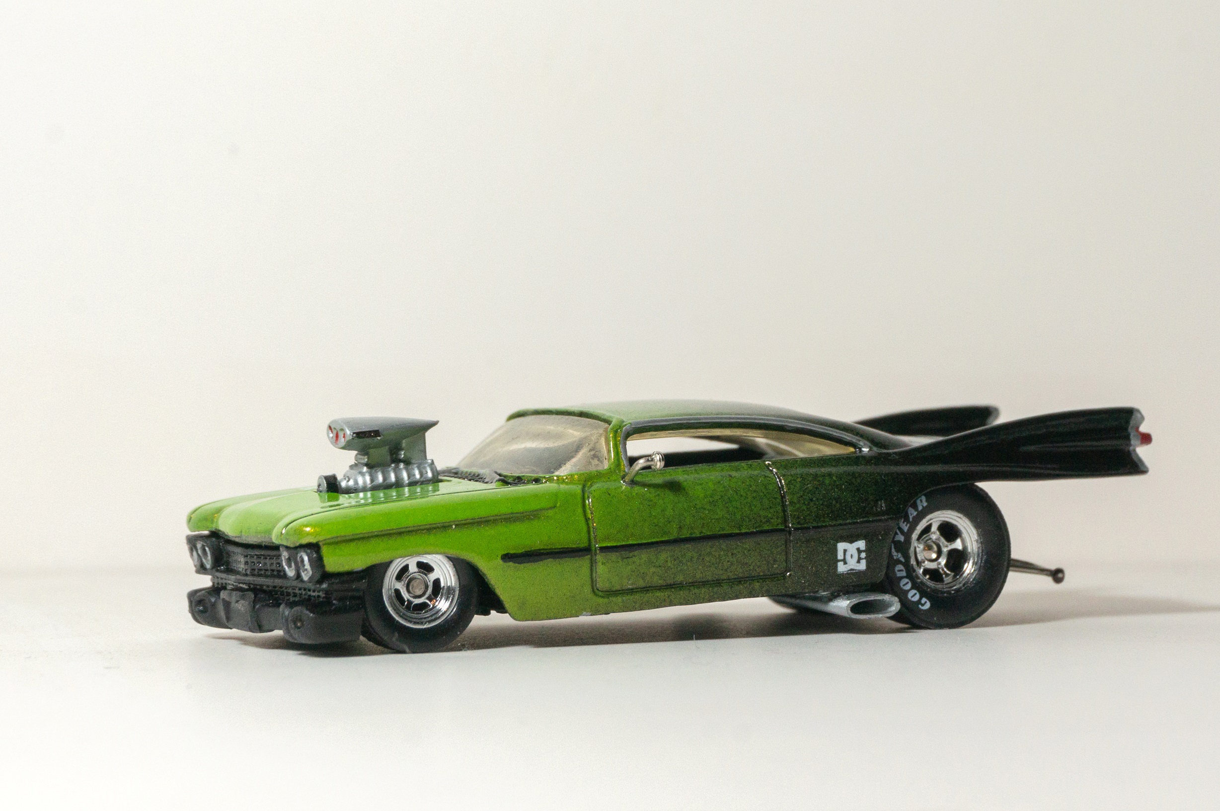 Indonesian Man Brings Joy to the World, One Custom Hot Wheels Car at a Time  - autoevolution