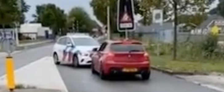 Drifting BMW 1 Series Busted