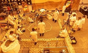 InSight Sister Lander ForeSight Works in Mock-Up Mars Environment at JPL