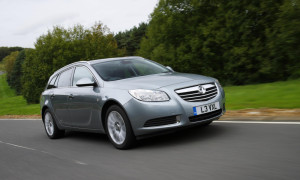 Insignia Dominates UK D-Segment in March with 68% Sales Increase
