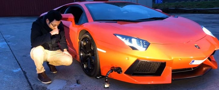 iPhone X vs. Lamborghini Aventador Crush/Drop Test